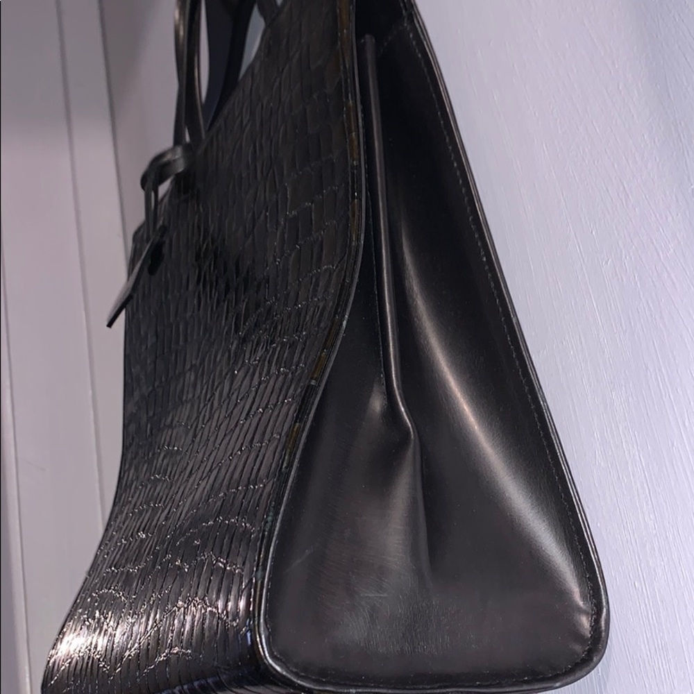 Purse - Picture 3 of 11
